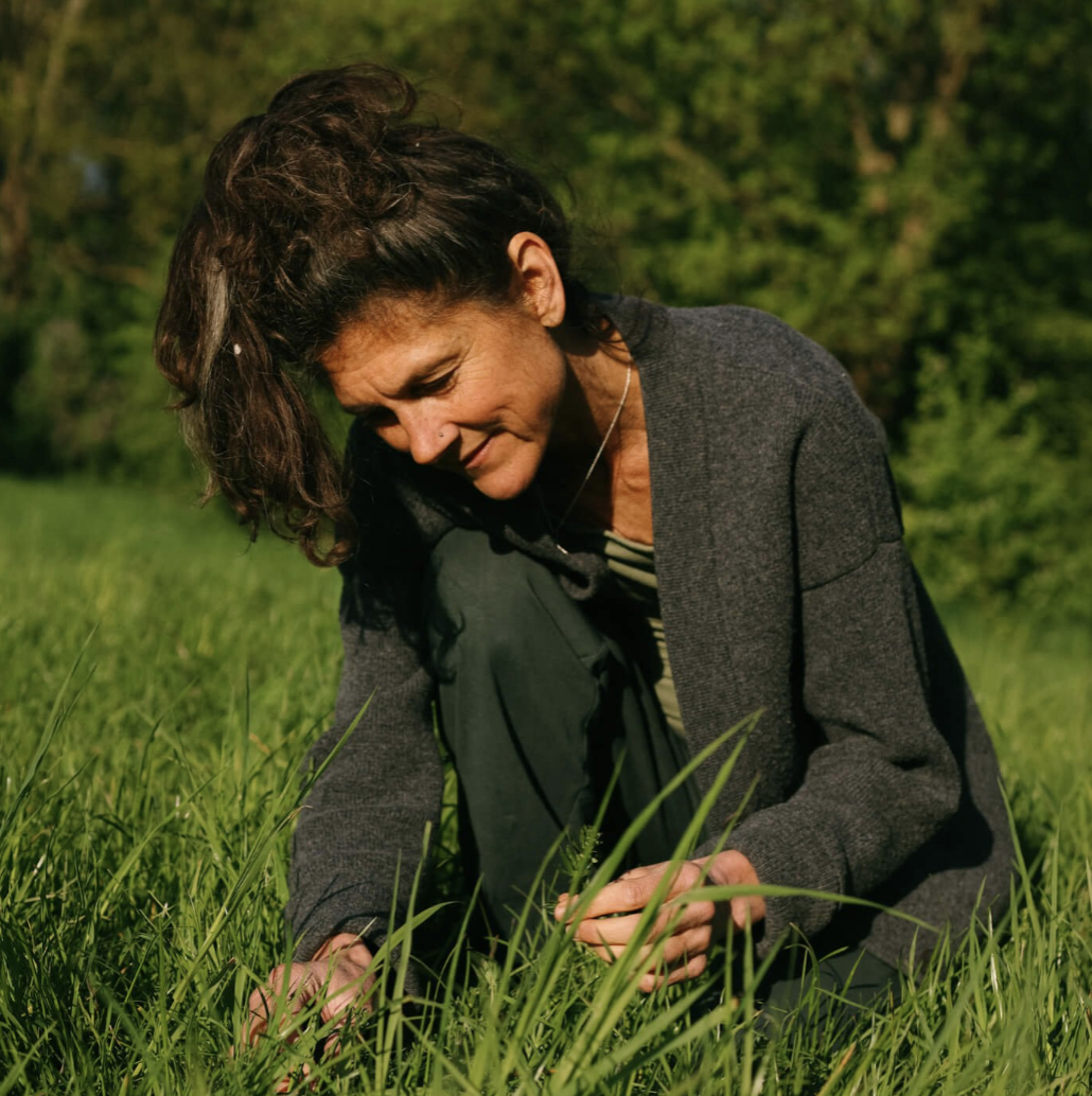 Danuele Aue, Wildpflanzen, Yoga & Ernährung